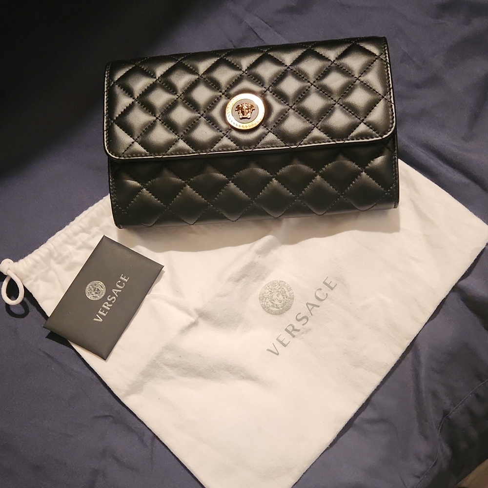 Clutch purse